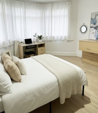 4 Birchfields Avenue