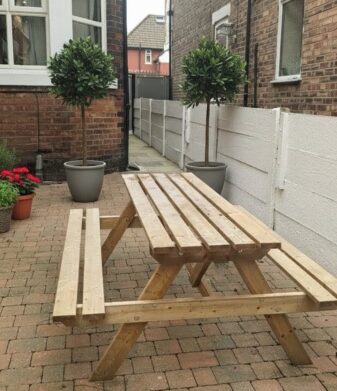 4 Birchfields Avenue