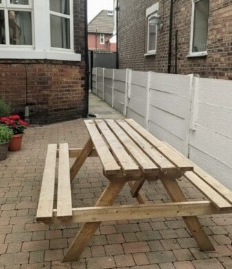 4 Birchfields Avenue