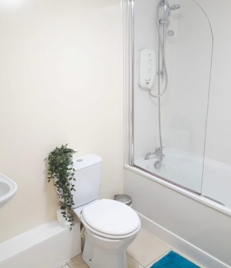 Flat 1, 145 Dickenson Road