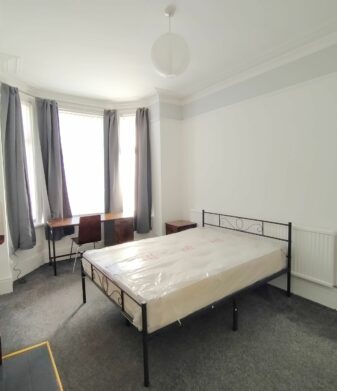 11 Lausanne Road