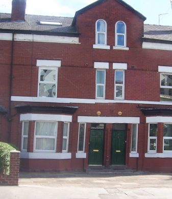 17 Hathersage Road