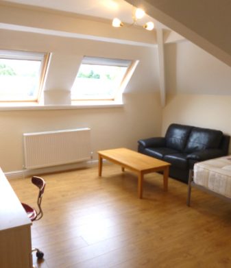 Flat 6, 145 Dickenson Road 