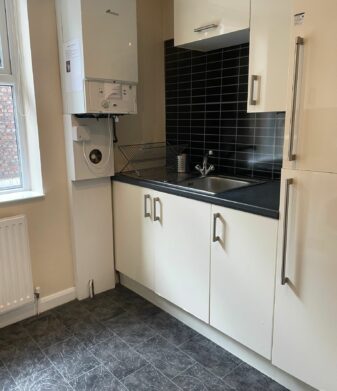 Flat 4, 145 Dickenson Road
