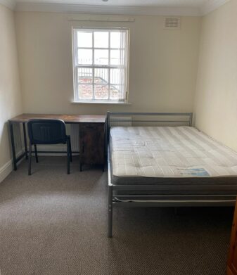 Flat 14, 65 Daisy Bank Road