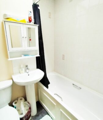 Flat 16, 65 Daisy Bank Road