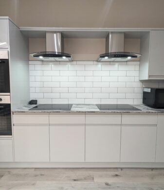 8 Birchfields Avenue